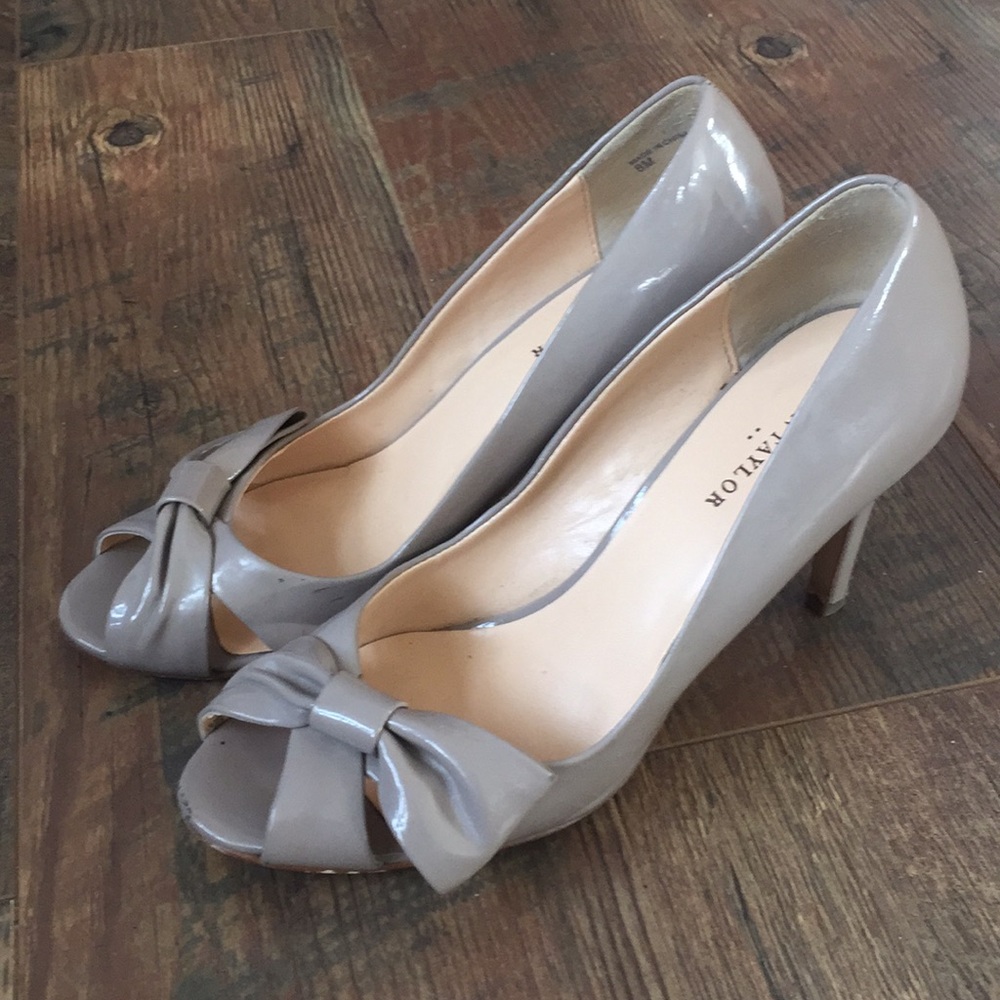 Neutral Heels/Pumps- Ann Taylor